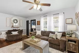 308 W 1st St, Springtown, TX 76082 - Photo 10