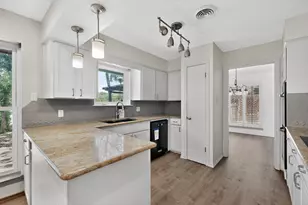 3411 Sheffield Dr, Arlington, TX 76013 - Photo 8
