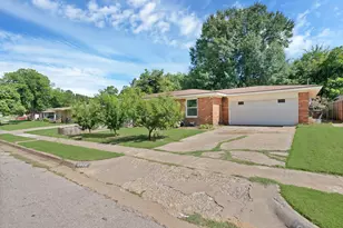 6800 Hightower St, Fort Worth, TX 76112 - Photo 34
