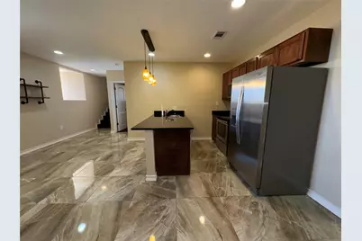 923 College Avenue #205, Fort Worth, TX 76104 - Photo 4