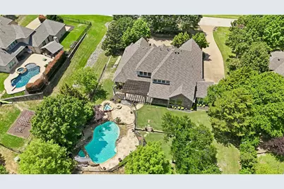 2408 Beachview Drive, Flower Mound, TX 75022 - Photo 4