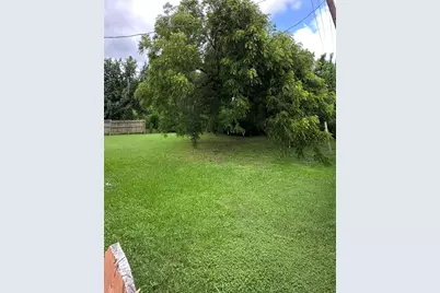 1315 Willow Creek Drive, Lancaster, TX 75146 - Photo 30