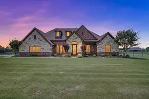 118 Trace Dr, Weatherford, TX 76087 - Photo 1