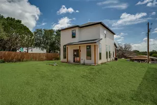 2518 Elk Trail, Granbury, TX 76048 - Photo 2