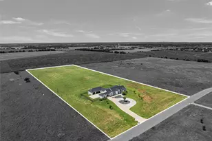 417 Willow Moon Ranch Rd, Crawford, TX 76638 - Photo 4
