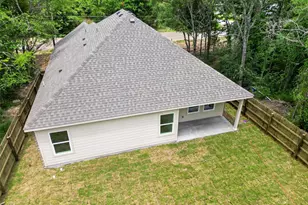 304 N Cherokee Shores Dr, Mabank, TX 75156 - Photo 2