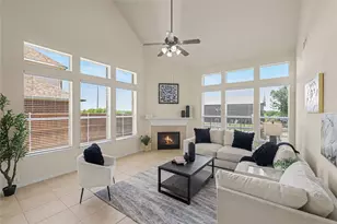 1041 Crystal Lake Dr, Frisco, TX 75036 - Photo 14
