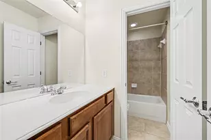 1041 Crystal Lake Dr, Frisco, TX 75036 - Photo 18