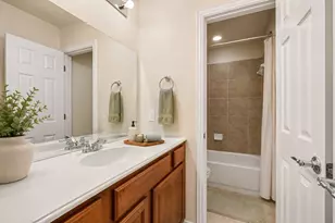 1041 Crystal Lake Dr, Frisco, TX 75036 - Photo 20