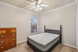 5320 Brazoria Dr, Grand Prairie, TX 75052 - Photo 22