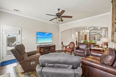 5320 Brazoria Drive, Grand Prairie, TX 75052 - Photo 4
