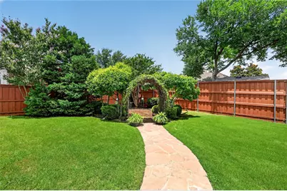 1404 Spring Ridge Lane, Flower Mound, TX 75028 - Photo 26