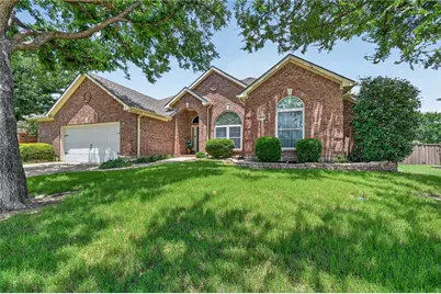 1404 Spring Ridge Lane, Flower Mound, TX 75028 - Photo 2