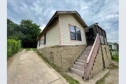 323 Sparks Street, Dallas, TX 75203 - Photo 2
