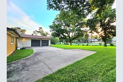 1929 Deep Valley Drive, Richardson, TX 75080 - Photo 40