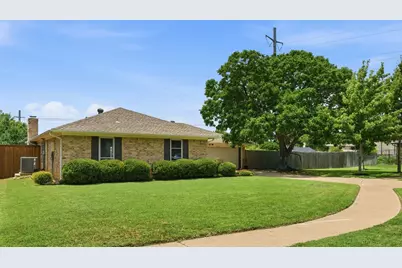 2915 Post Oak Court, Bedford, TX 76021 - Photo 1