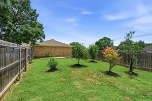 2915 Post Oak Ct, Bedford, TX 76021 - Photo 20