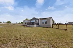 115 Vinall Cir, Decatur, TX 76234 - Photo 4