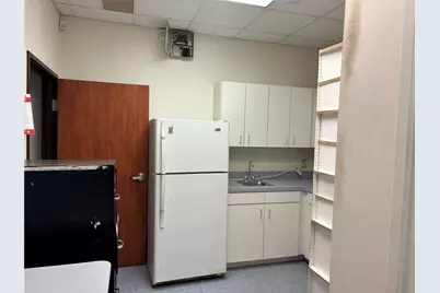 820 N Zang Boulevard #120, Dallas, TX 75208 - Photo 28