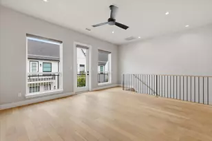 131 Gdn Ct E, Arlington, TX 76013 - Photo 8
