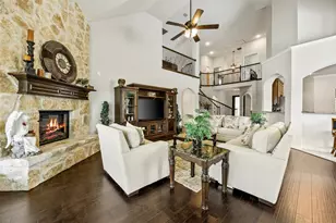 1515 Spring Hill Dr, Cedar Hill, TX 75104 - Photo 1