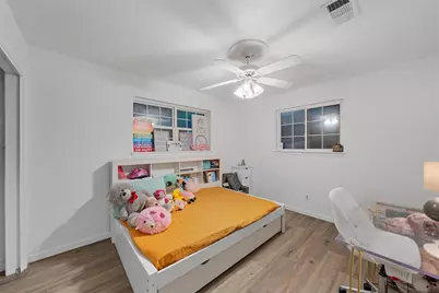 518 Fairway Road, Woodway, TX 76712 - Photo 14