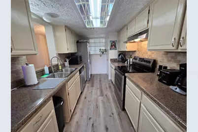 1402 S Carrier Parkway #307, Grand Prairie, TX 75051 - Photo 16
