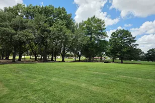 1402 S Carrier Pkwy, Grand Prairie, TX 75051 - Photo 36