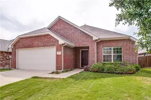 2793 Cresent Lake Dr, Little Elm, TX 75068 - Photo 1