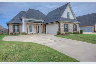 605 Meridian Way, Benton, LA 71006 - Photo 1