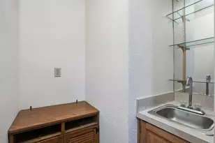 834 Meadowglen Cir, Coppell, TX 75019 - Photo 22