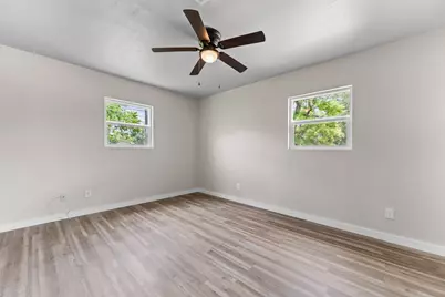 4128 Hillcrest Drive, Waco, TX 76710 - Photo 12