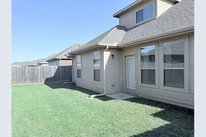 612 Redwood Drive, Greenville, TX 75402 - Photo 18