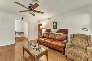1325 Royal Oaks Dr, Waco, TX 76710 - Photo 8