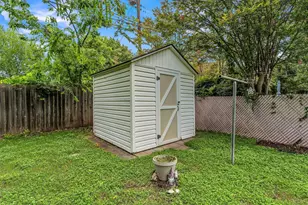 1325 Royal Oaks Dr, Waco, TX 76710 - Photo 30