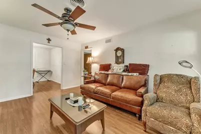 1325 Royal Oaks Drive, Waco, TX 76710 - Photo 8
