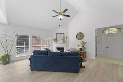 4605 Angelina Way, Fort Worth, TX 76137 - Photo 4