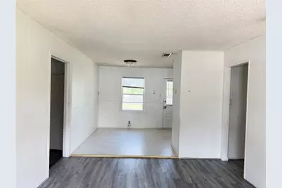 1109 E Inwood Drive, Arlington, TX 76010 - Photo 4
