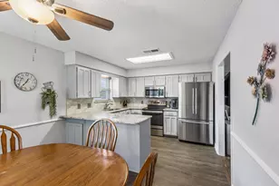 6417 Loma Vista Dr, Watauga, TX 76148 - Photo 8
