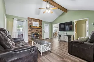 6417 Loma Vista Dr, Watauga, TX 76148 - Photo 6