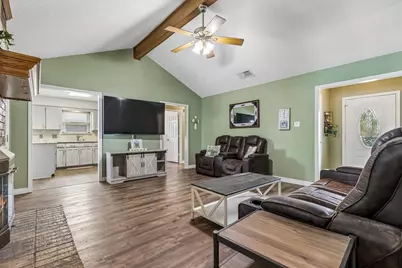 6417 Loma Vista Drive, Watauga, TX 76148 - Photo 4
