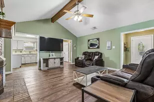 6417 Loma Vista Dr, Watauga, TX 76148 - Photo 4
