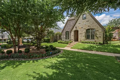 825 Cloister Way, McKinney, TX 75069 - Photo 2