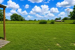 1112 Spruiell St, Jewett, TX 75846 - Photo 36