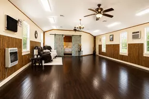 1112 Spruiell St, Jewett, TX 75846 - Photo 4