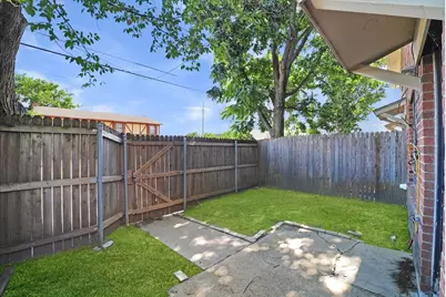 930 Southmoor Drive, Arlington, TX 76010 - Photo 16