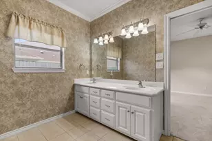 1908 Casual Cir, Waco, TX 76712 - Photo 18