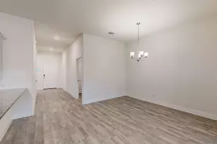 10925 Klondike Ln, Aubrey, TX 76227 - Photo 4