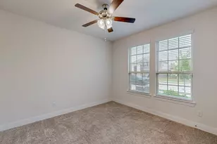 10925 Klondike Ln, Aubrey, TX 76227 - Photo 18