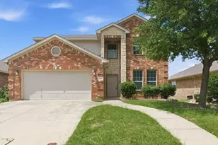 420 Sandy Creek Dr, Fort Worth, TX 76131 - Photo 1